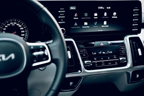 apple carplay retrofit